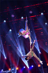 组图：妈妈咪呀总决赛 李乔丹上演中国版维密