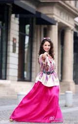 组图：好舞蹈新疆辣妈冠军美艳 明艳异域风情