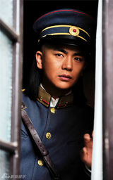 组图：《十月围城》张晓龙自毁形象 丑到没朋友