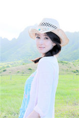 组图：胡静作客鲁豫的礼物 赴夏威夷尽享甜蜜