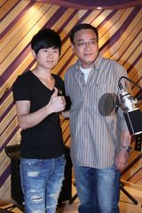 高清：张杰录《枪王之王》主题曲 尔冬升赞其唱功