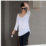 组图：贾斯汀与妻子婚后首亮相 杰西卡幸福秀钻戒