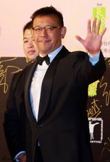 组图：上影节开幕红毯精选 林志玲深V妮可飞吻