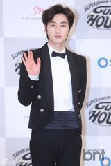 组图：SJ-M(Super Junior-M)出演新综艺 为粉丝当导游包住宿