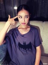 组图：卖萌可耻！倪妮自导自演Batgirl霸气侧漏