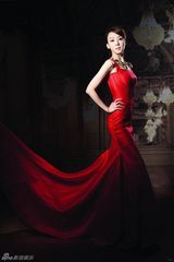 组图：萧蔷演绎视觉大片 优雅性感极致女人