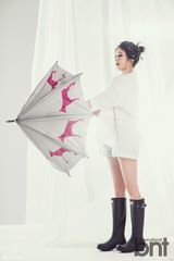 组图：T-ara智妍写真 紧身牛仔秀性感身材