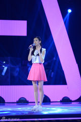 组图：好声音3选手初露面 大三女生撞声丁丁