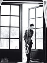 组图：冯绍峰素色情怀登封面 清淡是理想状态