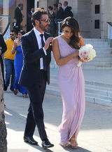 组图：“绝望主妇”伊娃做伴娘 逗小孩场面有爱