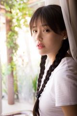 组图：马思纯青春鬼马写真 嘟嘴显可爱