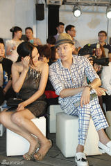 组图：高虎莫小棋包小柏等众明星看秀