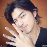 组图：自拍范本陈柏霖！卖萌耍帅颜值爆表