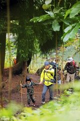 组图：爸爸开启丛林大冒险 金曲歌王曹格落泪