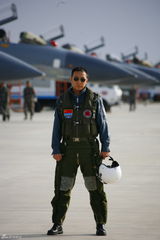 高清组图：电影《歼十出击》帅气男兵剧照