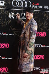 组图：张雨绮红裙明艳 高圆圆清新倪妮妩媚