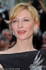 幻灯图集：凯特-布兰切特纱摆裙彰显华丽