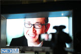 组图：李云迪与潘石屹郑智比赛俯卧撑 12下惜败