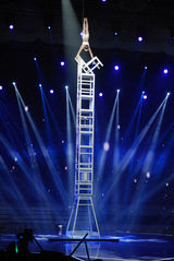 组图：《欢乐英雄》2011最后一季明星荟萃翻唱升级