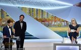 组图：评委会大奖诞双黄蛋 25岁导演多兰落泪