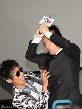 组图：《分手》首映笑翻 邓超与羽泉周笔畅斗舞