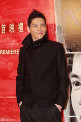 组图：《恋人絮语》首映 曾志伟坦言票房没压力