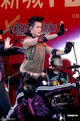 组图：“新城I DO音乐会”开唱 阿Sa(蔡卓妍)侧田陈伟霆献唱