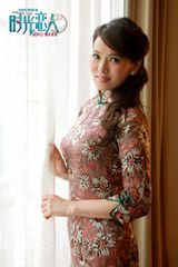 组图：《时光恋人》公映 李小璐另类穿越女追男