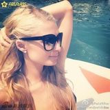 组图：帕里斯-希尔顿晒美照 比基尼大秀性感