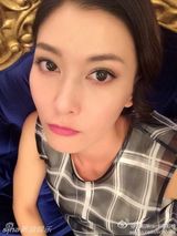 组图：众星庆中秋！李小璐和女儿粉嫩杨幂高冷