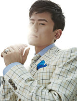 组图：绅士的品格！张杰复古格纹西装登杂志