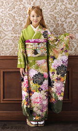 组图：板野友美和服写真曝光 软妹子俏皮可爱