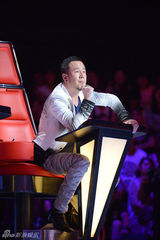 组图：好声音3选手初露面 大三女生撞声丁丁