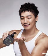 组图：Rain代言男士护肤品 自创Icy Dance演绎冰爽