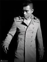 组图：陈龙新写真贴近武松形象 硬汉气质十足 