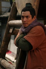 组图：严宽《水浒》大秀燕青拳 打擂重头戏曝光