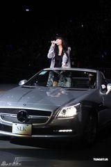 高清图：张惠妹罗大佑杨乃文摇滚个唱High翻全场