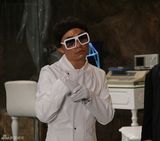 组图：《一飞冲天》杀青 王宝强分饰四宝首演反派