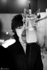 组图：李宇春与周杰伦首度合作献给《血滴子》