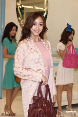 侯佩岑发福被误认有喜 祝福旧爱周杰伦幸福(图)