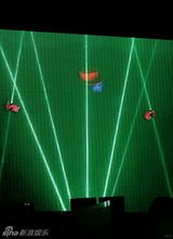 组图：Rain北京个唱劲歌热舞 湿身性感大秀中文