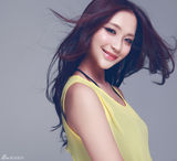 组图：陈梦露宣传照曝光 温顺灵动凸显独特气息