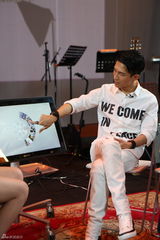 组图：陈楚生携好友做客《明星Do In Style》