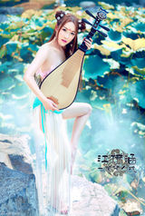 组图：江伊涵扮妖娆琵琶仙子写真曝光