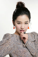 组图：《花开半夏》将播 阚清子优雅剧照曝光