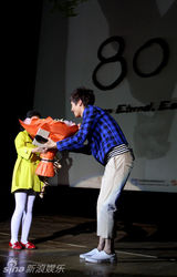 幻灯：《80后》启动高校巡展 陈楚生复刻张国荣经典