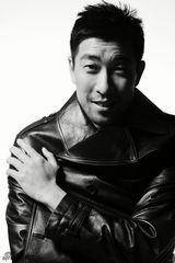 组图：王千源老男孩硬朗风格写真曝光