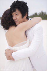 独家：刘芸郑钧举办浪漫婚礼 唯美婚纱照曝光