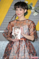 组图：戴佩妮惊曝不再出片 欲放逐自己去流浪