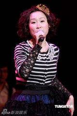 高清组图：王菀之不计前嫌原谅好友 张敬轩因病失约